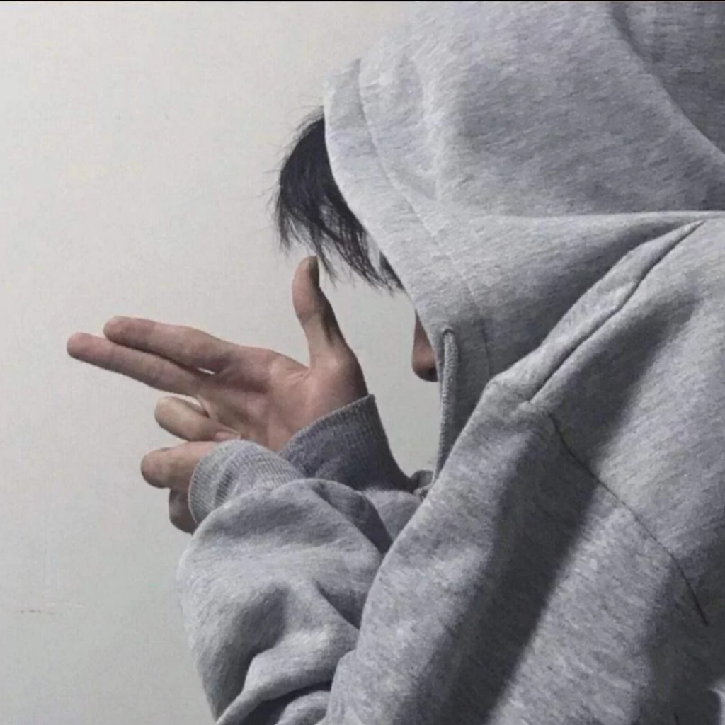 幽洛依
